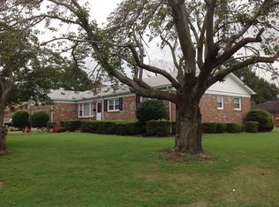 4105 Chowan Ave, Chesapeake, VA 23325