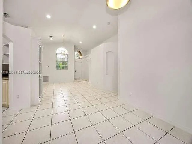 18322 SW 94th Ct — Photo 17