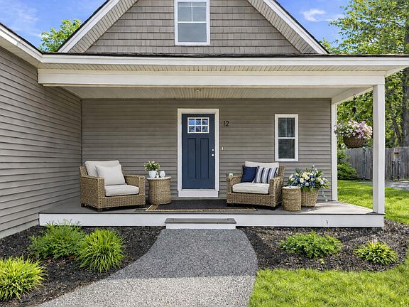 2nd image of 9 Cole Street #12