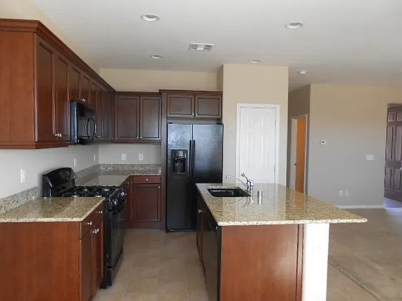 5th image of 7515 Dancing Breeze Ct
