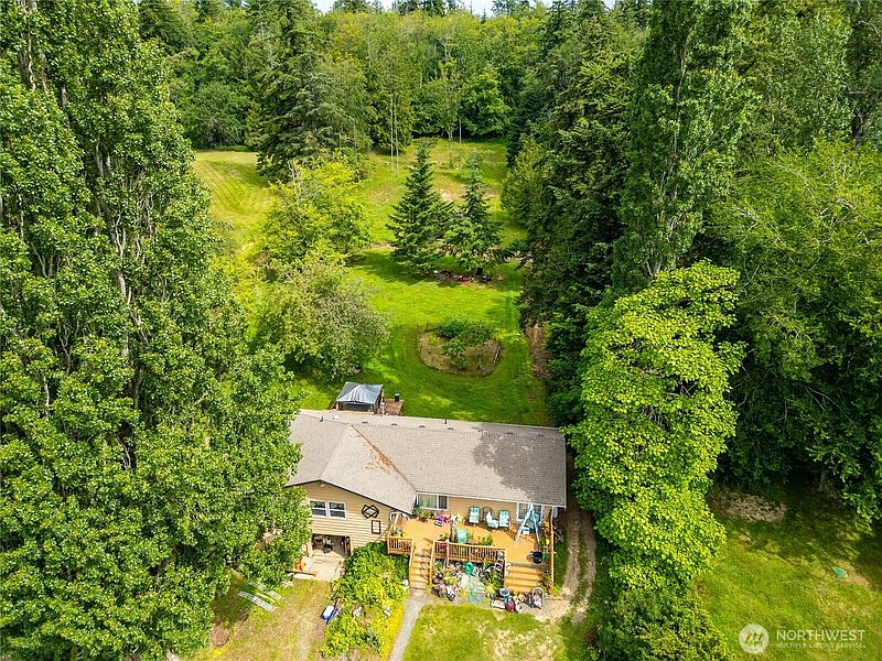 2nd image of 970 E Bakerview Road