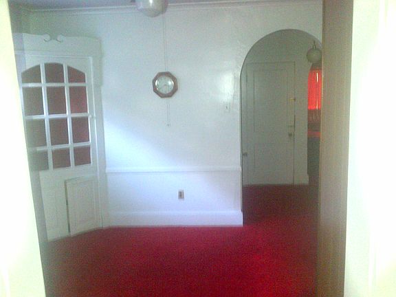 2nd image of 15815 La Salle Blvd