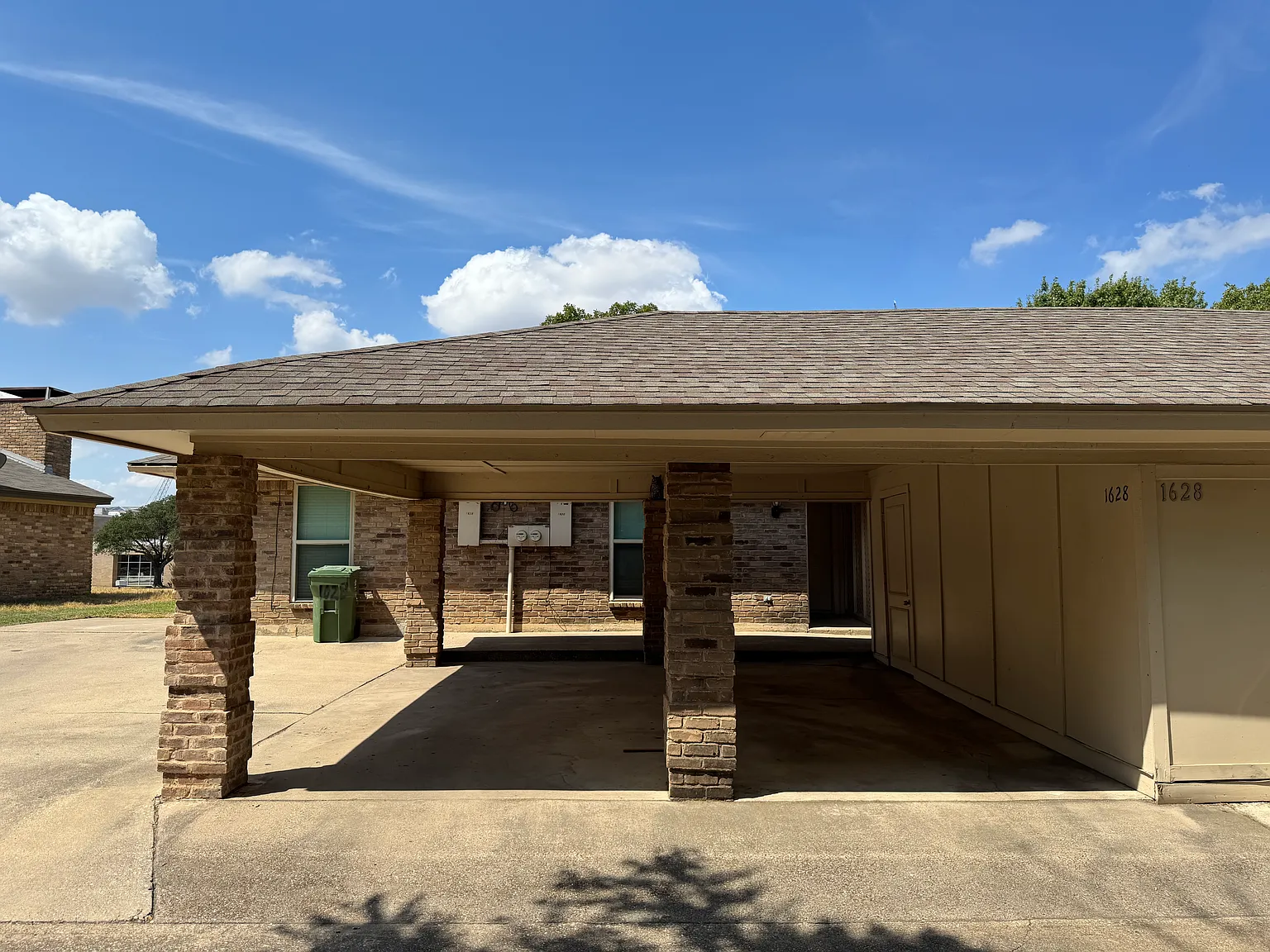 1628 Brown Trl — Photo 3