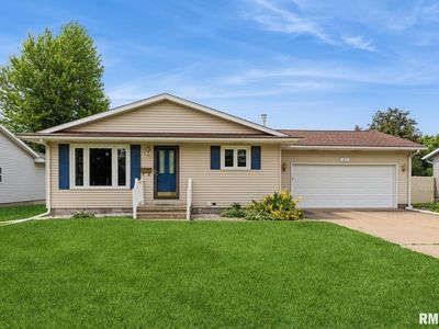 1031 15th Pl, Camanche, IA, 52730