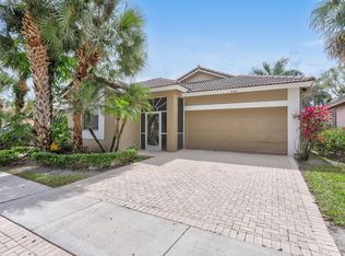 9128 Bay Point Cir, West Palm Beach, FL 33411