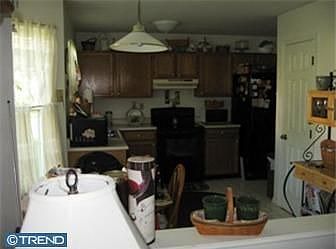 5th image of 2 Penn Oak Ln