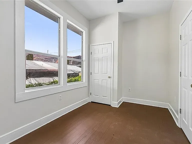 3 bed, $1,650 — Photo 2