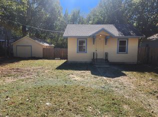 2416 W Elm St, Springfield, MO 65806