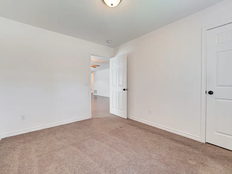 3727 Cedar Ridge Dr — Photo 31