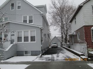 16436 77th Rd, Fresh Meadows, NY 11366