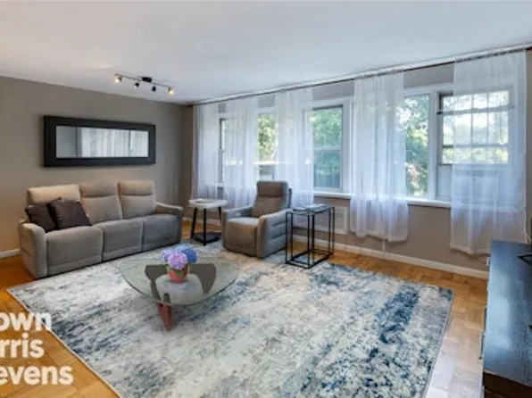 4525 Henry Hudson Parkway #303, Bronx, NY 10471