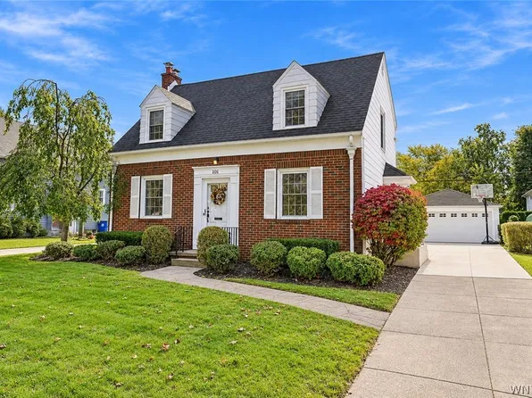 101 Hyledge Dr, Amherst, NY 14226
