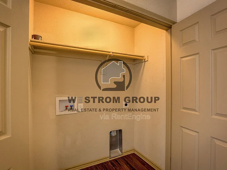 10721 Deauville Dr — Photo 20