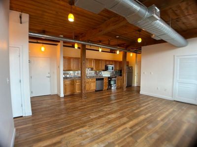146 Court St APT 505, Brockton, MA, 02302