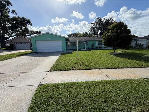 2445 60th Way N, Saint Petersburg, FL 33710