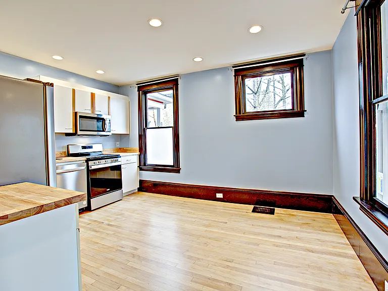 Kitchen with eating area