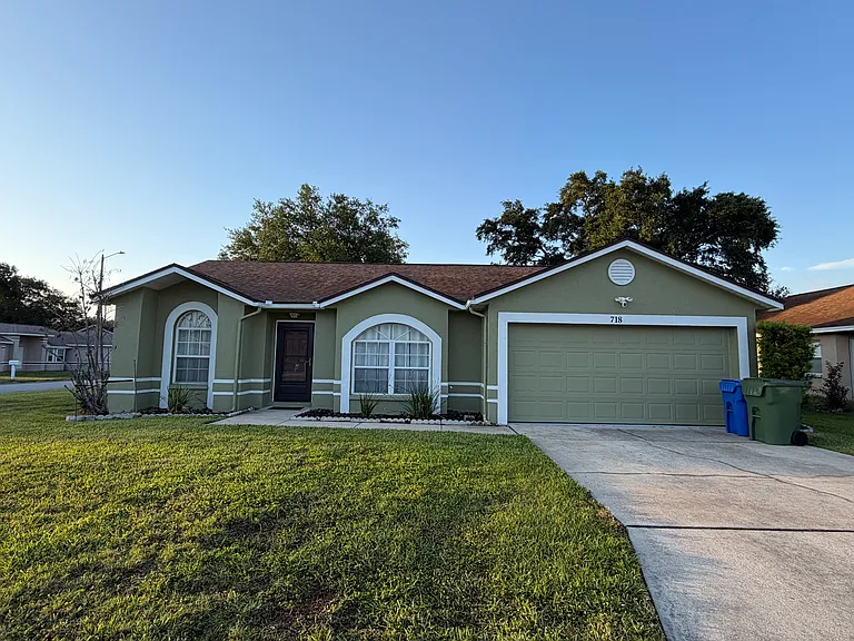 718 Reflections Dr — Photo 1