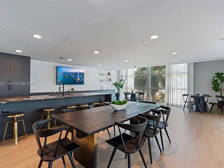 350 NE 24th St #1107 — Photo 29