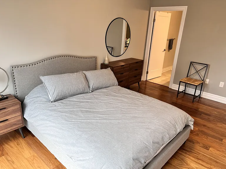 505 Talbot St — Photo 8
