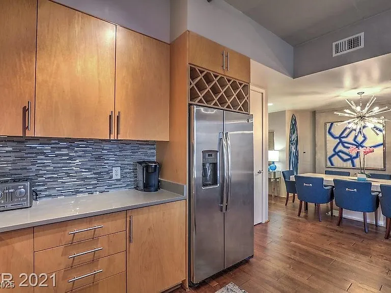 353 E Bonneville Ave #1002 — Photo 11
