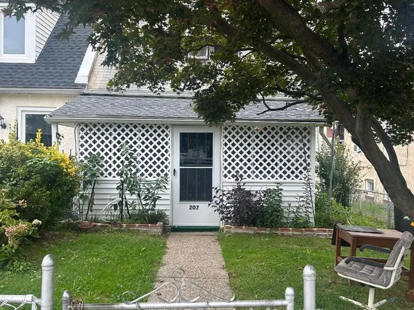 207 Brainard Blvd, Sharon Hill, PA 19079