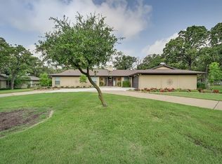 108 Timber Ridge Cir, Burleson, TX 76028