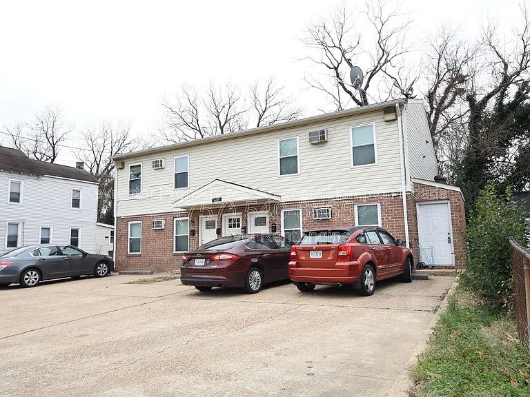 405 Clifton St #A — Photo 3
