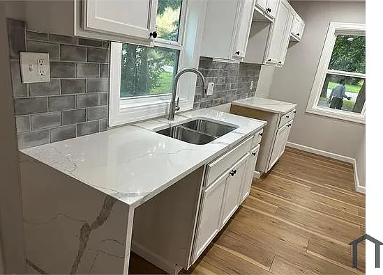 1008 Commerce Dr — Photo 4
