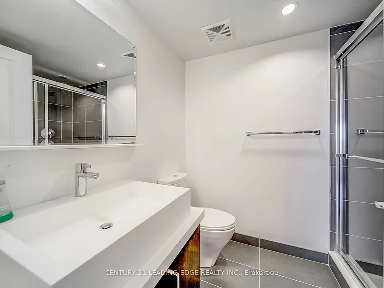 1080 Bay St #2302 — Photo 10