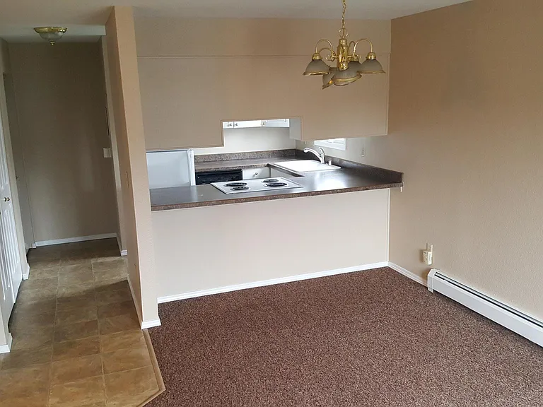 9821 Grange Dr #4 — Photo 3