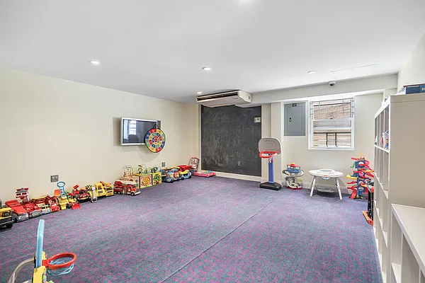 Rented by Oxford Property Group | media 45