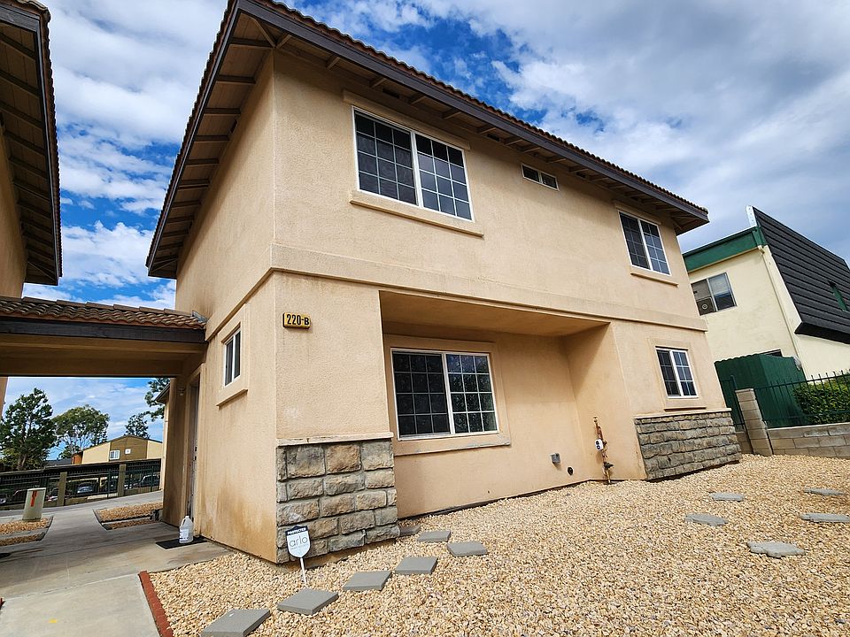 2 story town home