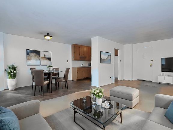3rd image of 1935 Shore Pkwy APT 14A