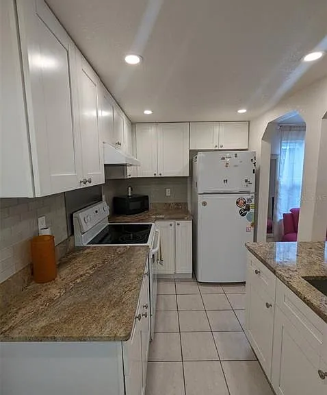 203 W Crest 1/2 Ave — Photo 6