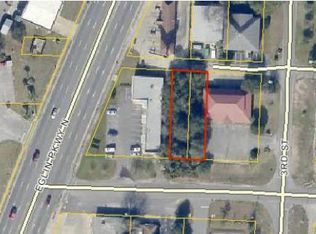 27 10th Ave, Shalimar, FL 32579