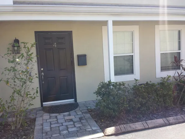 2906 W Gandy Blvd, Tampa, FL 33611
