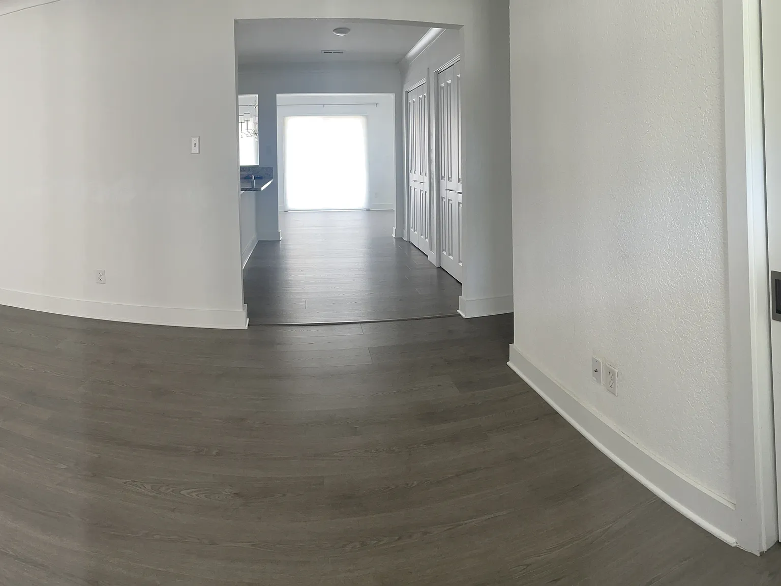 4 bed, 1486 sqft, $2,750 — Photo 2