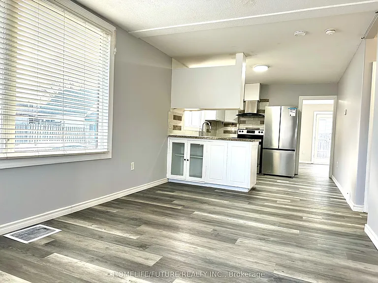 117 Harmony Ave — Photo 5