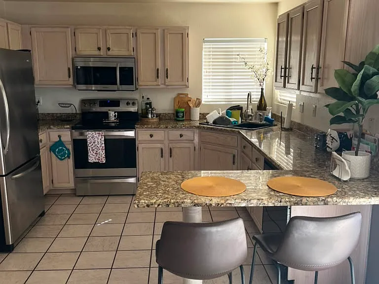1159 Circulo Canario — Photo 3