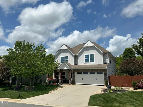 6621 Championship Dr, Whitsett, NC 27377
