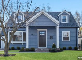 144 Washington Ave, Elmwood Park, NJ 07407