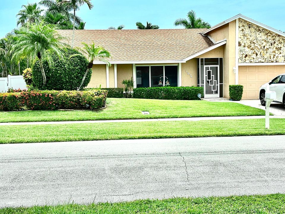 1st image of 1076 SW 26th Terrace