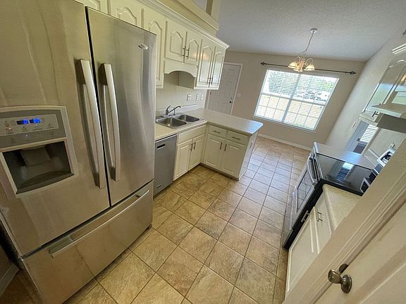 5th image of 7348 Westminster Dr