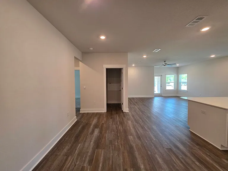 5839 Sargassum Ln — Photo 12