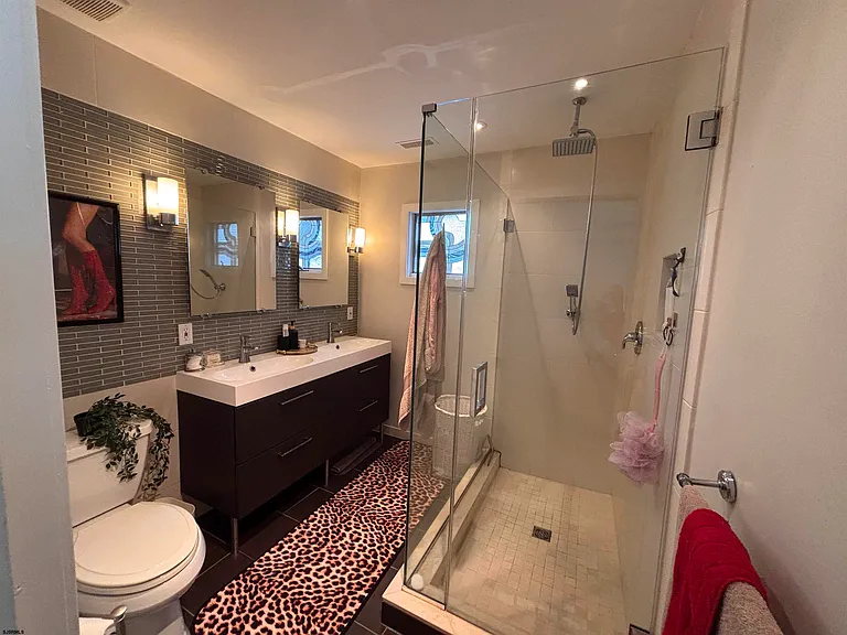 21 S Madison Ave #1 — Photo 13
