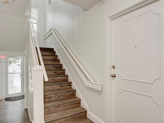 2nd image of 1550 Drexel Ave