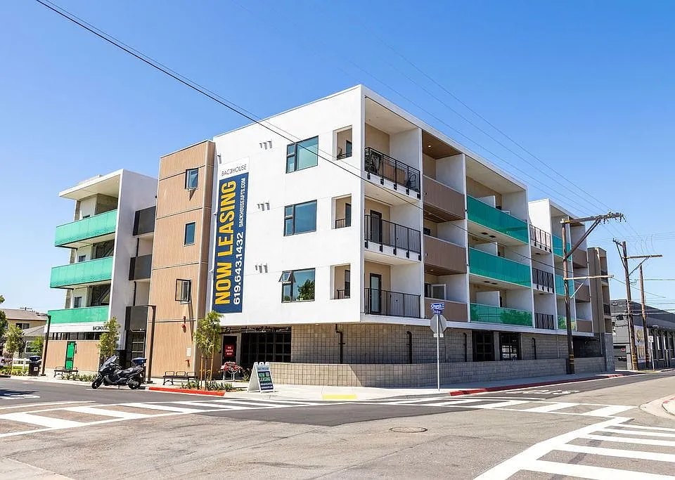 Backhouse Apartments