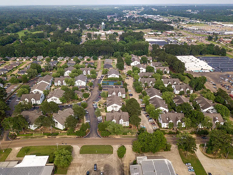 Crosswinds Apartments — Photo 30