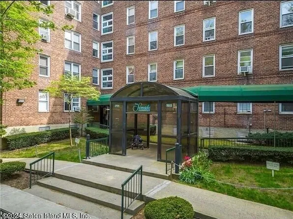 394 Avenue S #1B, Brooklyn, NY 11223