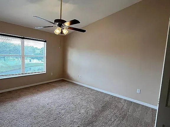1341 Lyonshire Dr — Photo 17